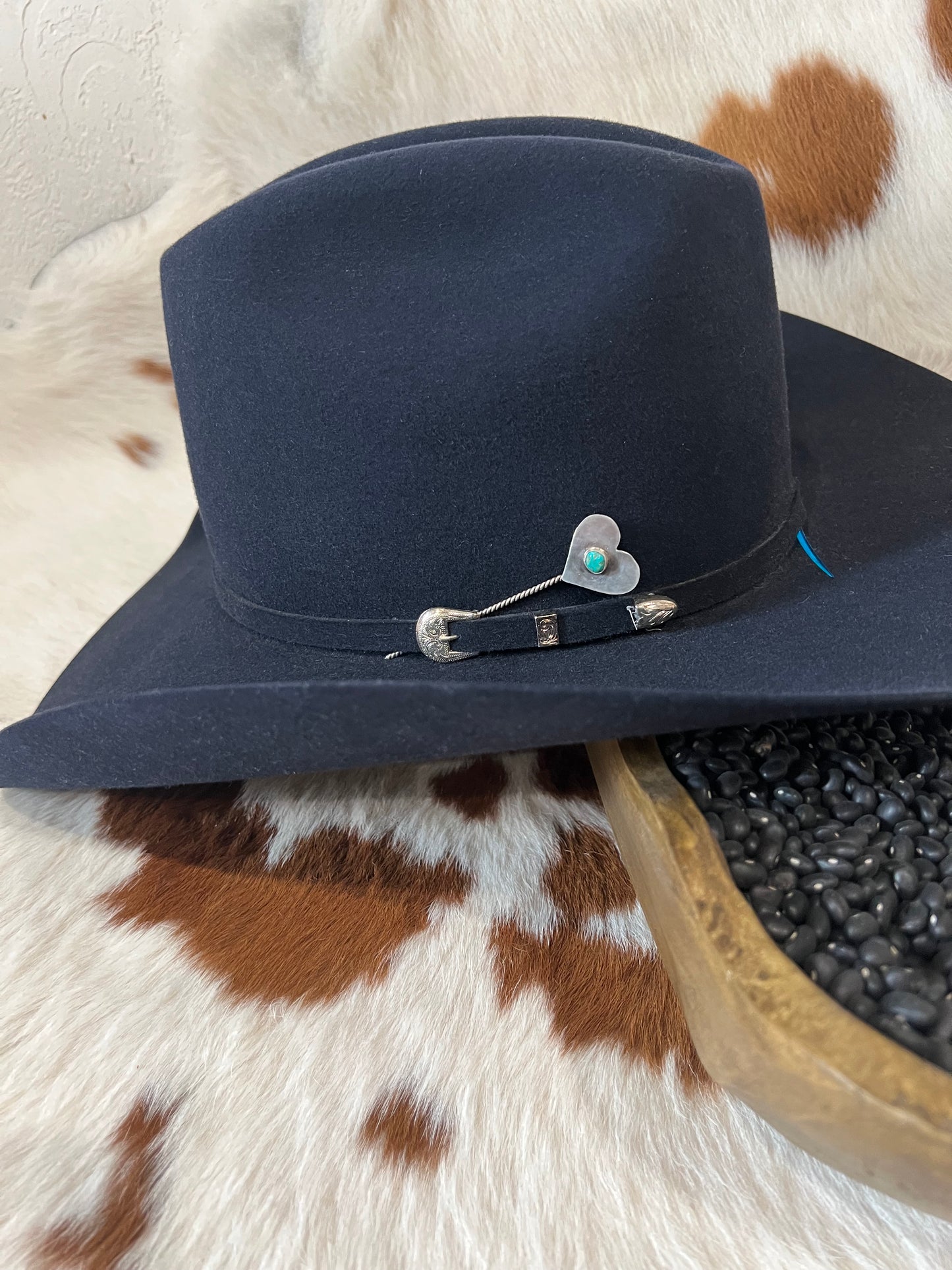 Turquoise Heart hat pick